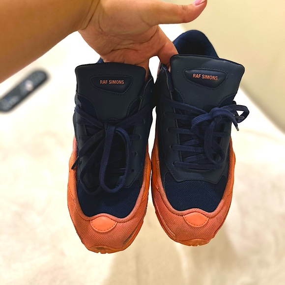 COPY - Used RAF Simmons - Picture 2 of 3